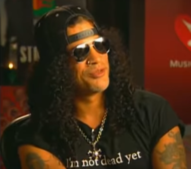Slash - I'm not dead yet T-shirt. PYGear.com
