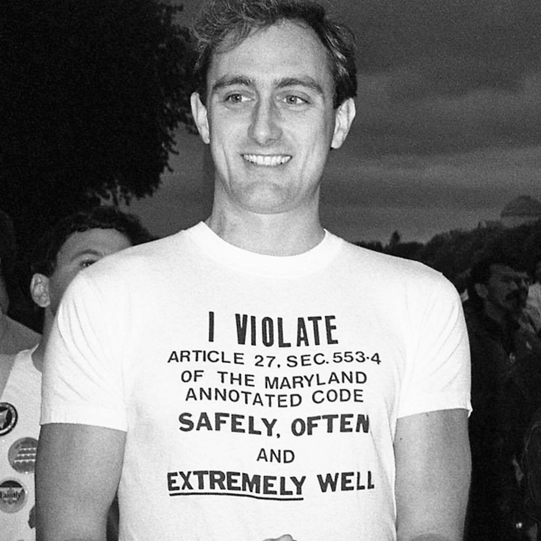 I VIOLATE ARTICLE 27, SEC. 553-4 OF THE MARYLAND ANNOTATED CODE SAFELY, OFTEN, AND EXTREMELY WELL T-Shirt