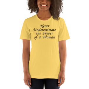 Never Underestimate the Power of a Woman, Selena t-shirt