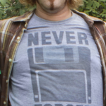 Silicon Valley Erlich NEVER FORGET Floppy Diskt-shirt