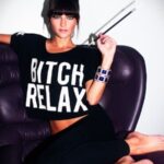 BITCH RELAX crop top tee