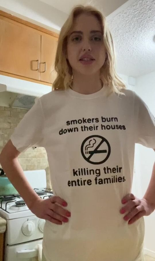 Chloe Cherry smokers joke t-shirt