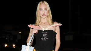 Euphoria star Chloe Cherry I'M LATE I'M LATE FOR A VERY IMPORTANT DATE shirt