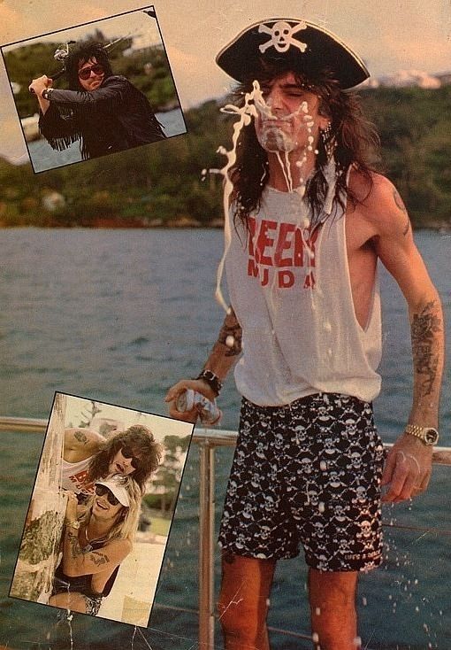Captain Tommy Lee beer guzzling pirate hat