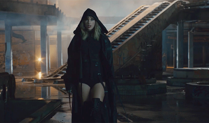 Taylor Swift nude GIF