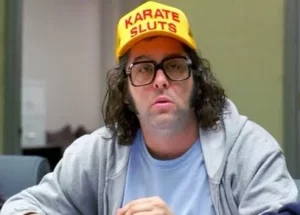 Frank hat KARATE SLUTS in 30 Rock