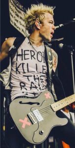 HEROIN KILLED THE RADIO STAR shirt as worn by Deryck Whibley of Sum 41