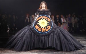 I Want A Better World gown dress Viktor & Rolf couture Paris