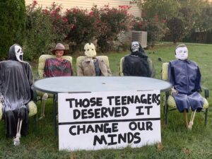 Those Teenagers Deserved To Die - Horror Movies Halloween Slashers