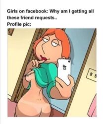 Lois Griffin nude selfie