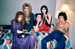 AC DC Bon Scott with 4 groupies