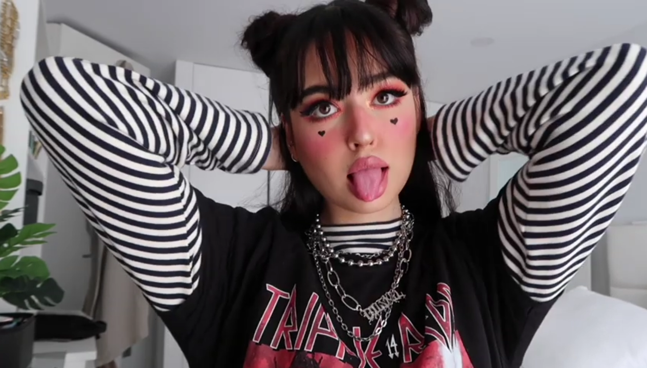 E-girl