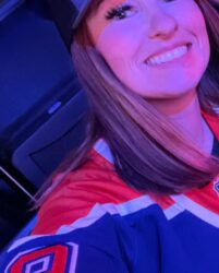 Oilers Fan Flash NSFW