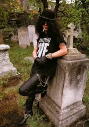 Slash cemetery pic GNR Guns N Roses