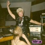 Billy Idol getting a blowjob in studio