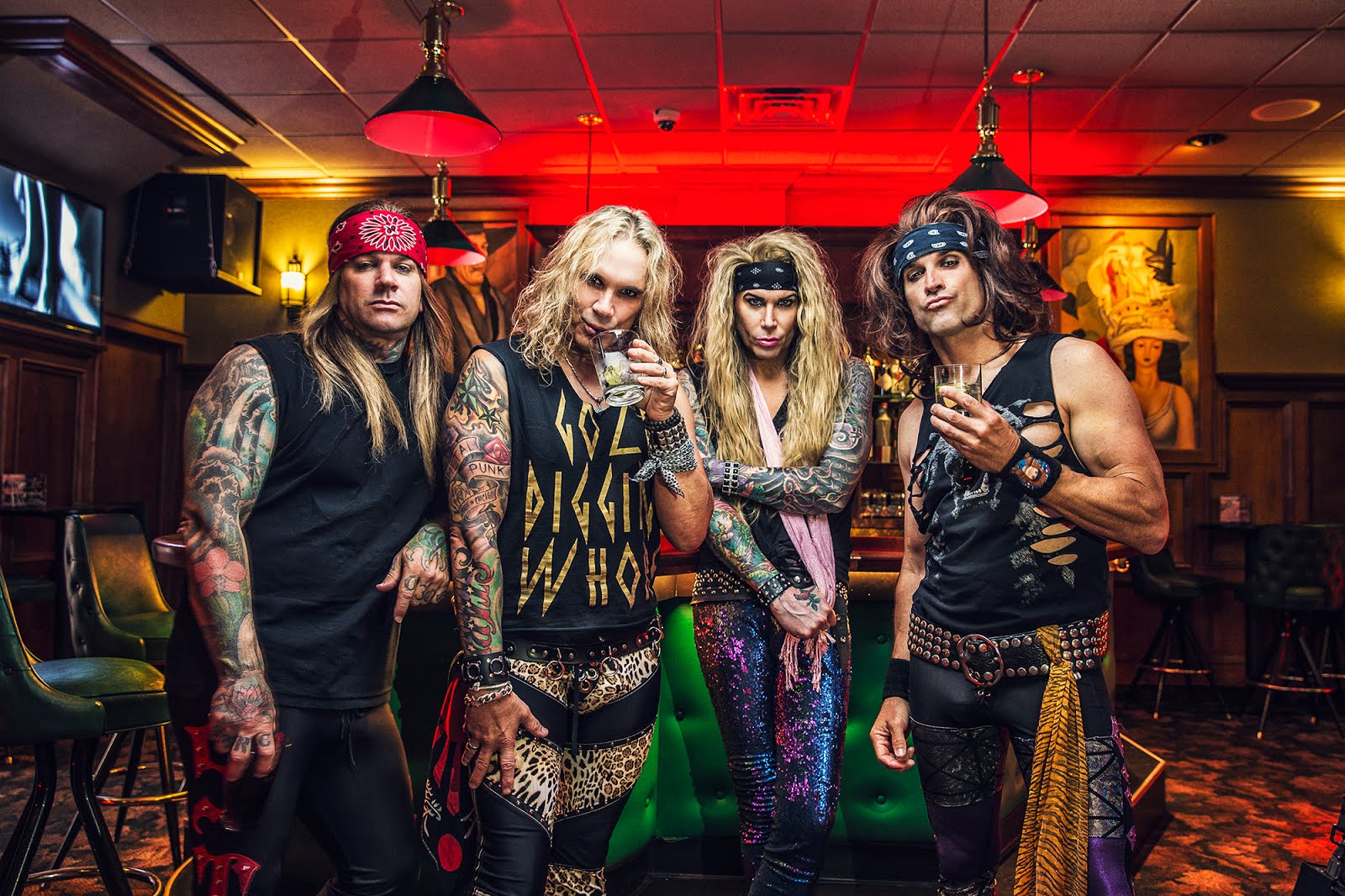 STEEL PANTHER Bar 1-Photo-by-David-Jackson