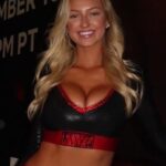 Sydney Thomas blonde ring girl Tyson vs Paul fight