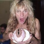 David Lee Roth vagina cake