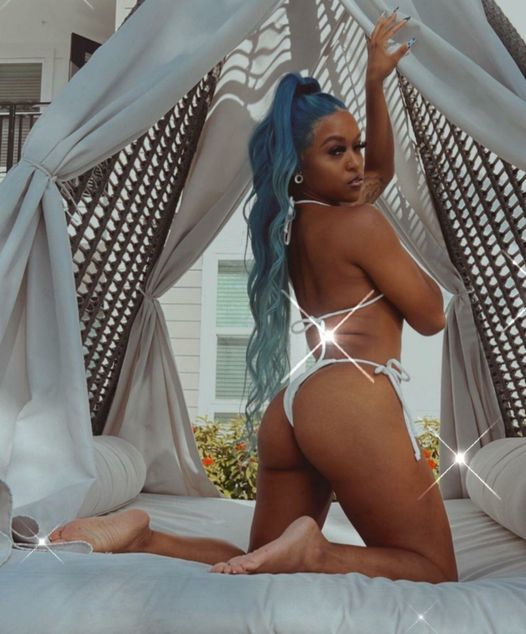 Kiera Hogan booty