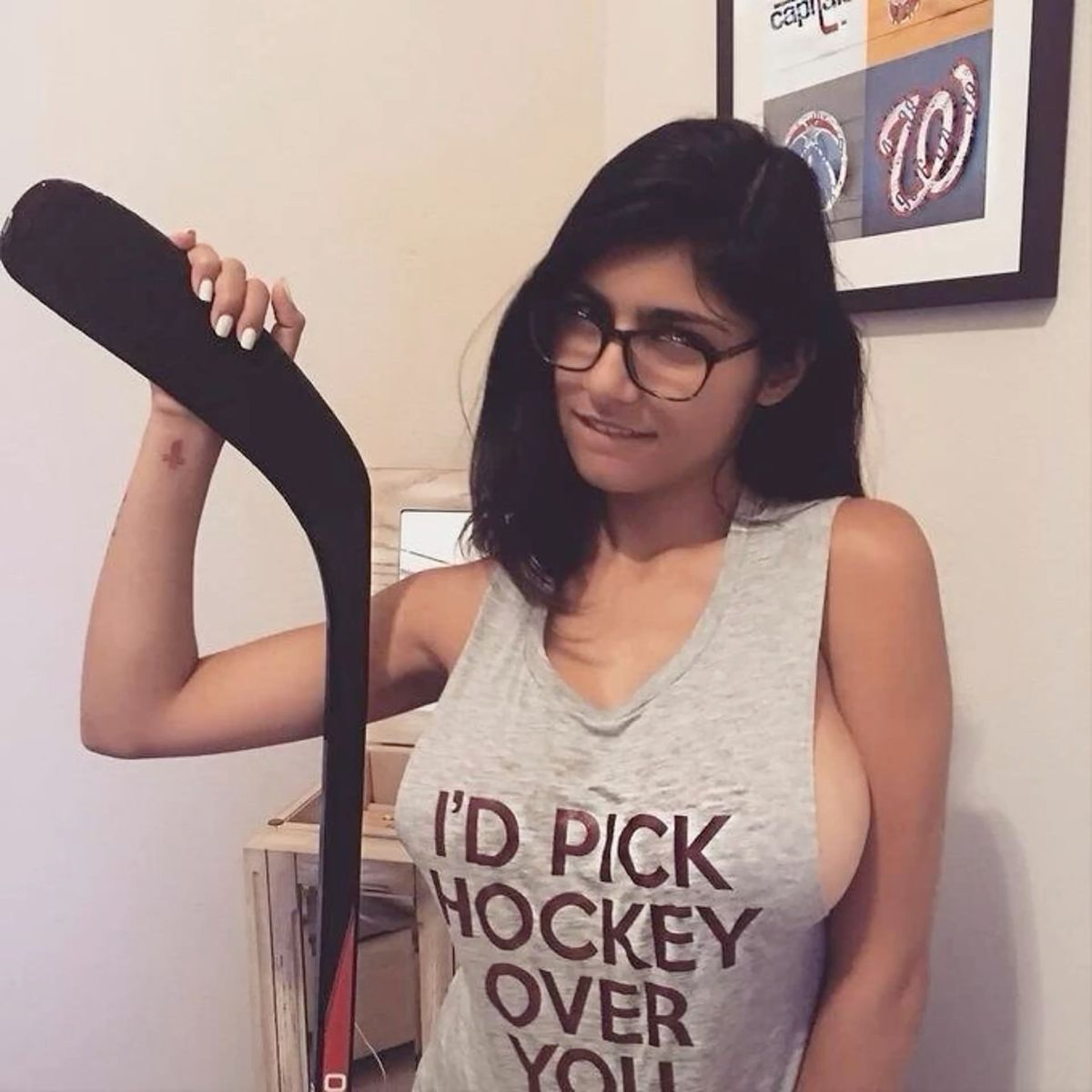 Mia Khalifa I'd Pick Hockey Over You shirt