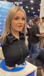 SEX ROBOT Blowjob